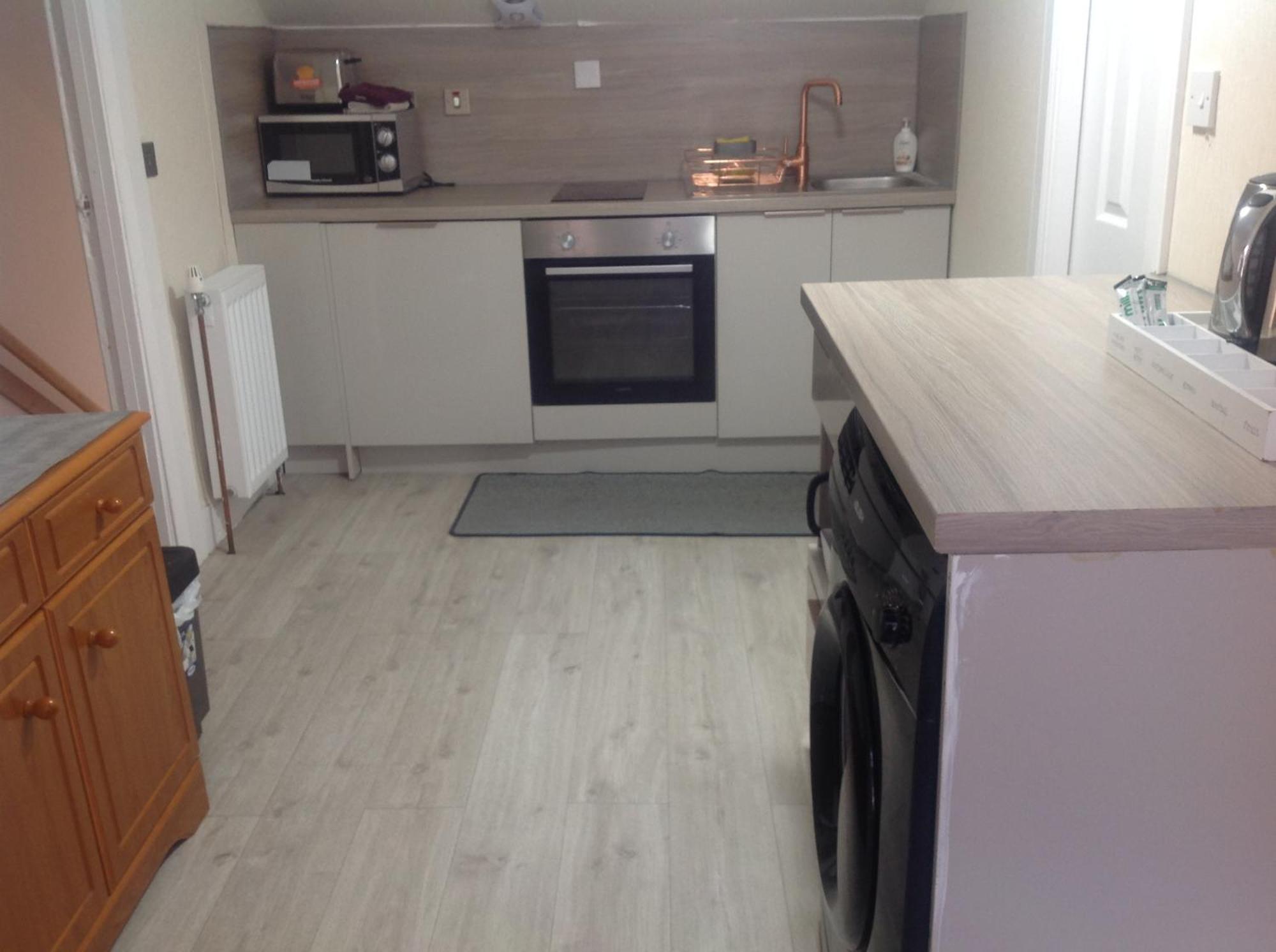 Busby Apartments Glasgow Bagian luar foto